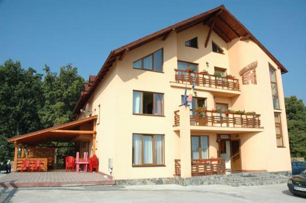 Pension Teleptean Ocna Sugatag Exterior photo